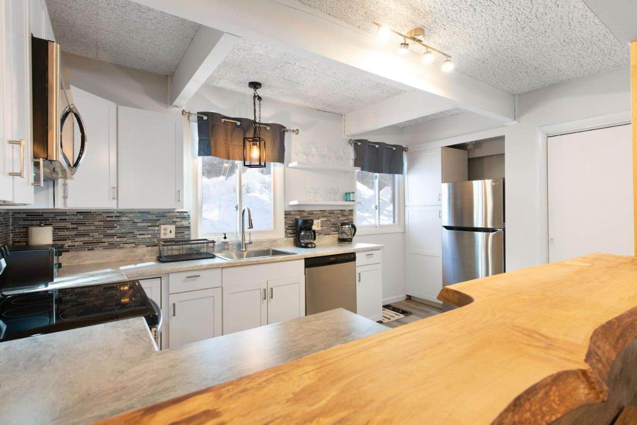 Vermont Getaway! Newly Renovated! Stratton Valley 외부 사진