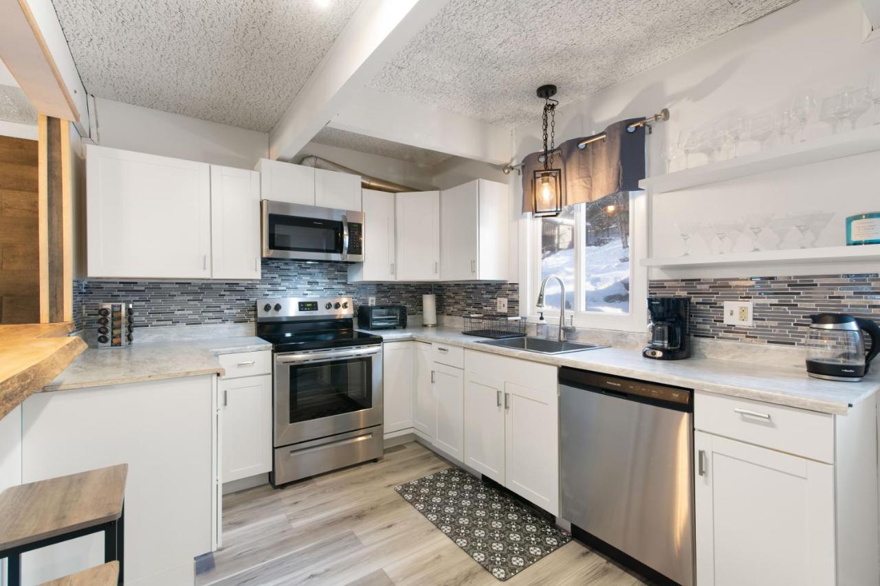 Vermont Getaway! Newly Renovated! Stratton Valley 외부 사진